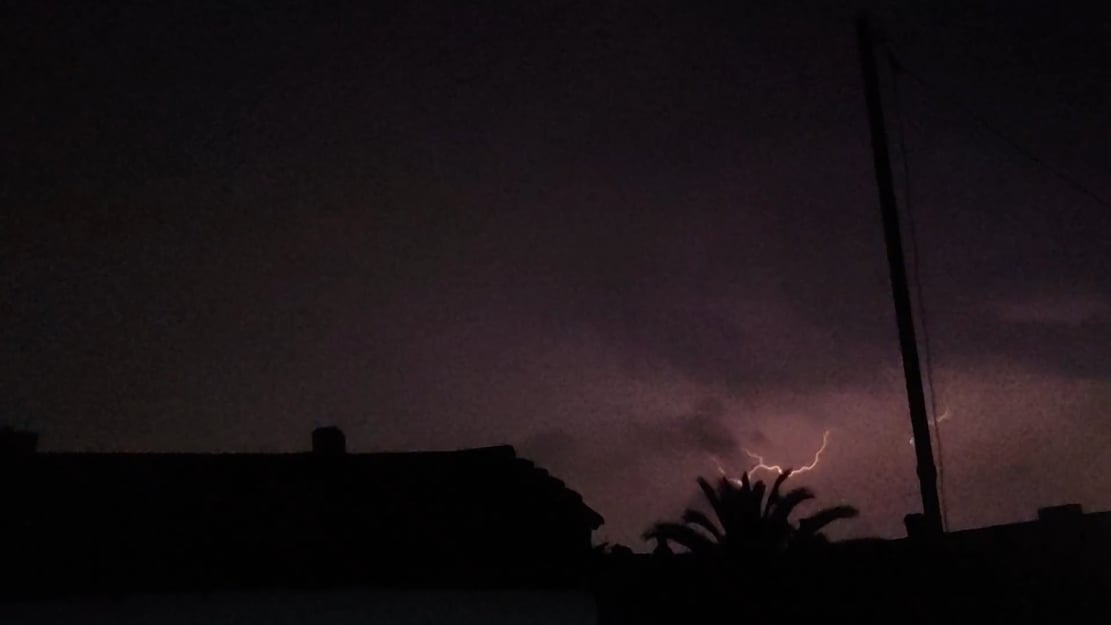 Views of the storms over Sheerness on the Isle of Sheppey. 📷⚡️

#storms #sheerness #lightning #kent #loveukweather #uk