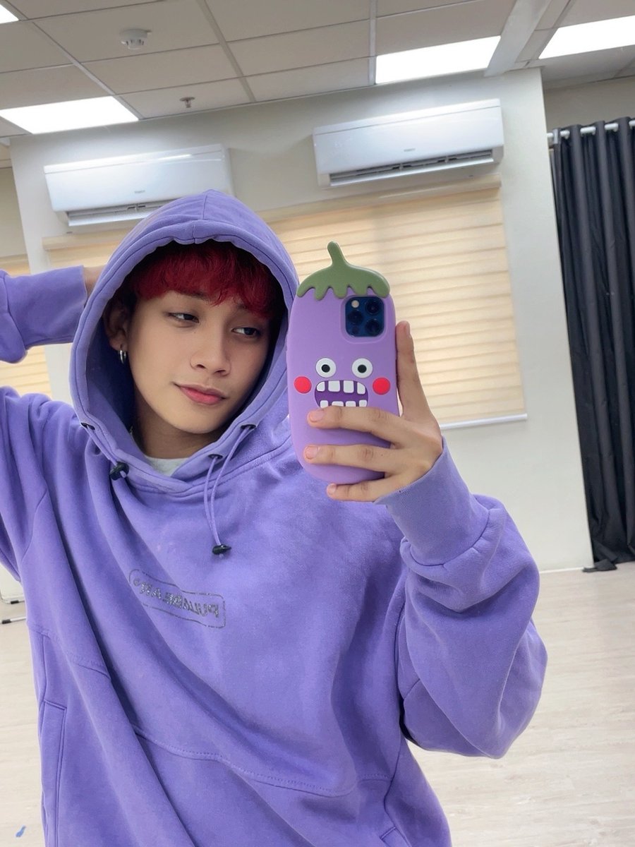 [🦕]

HAPPY PURPLE DAYY!!!

#PLUUS #AlwaysPLUUS #PLUUSHaro #ZUPdate #everydayPLUUS #SUM