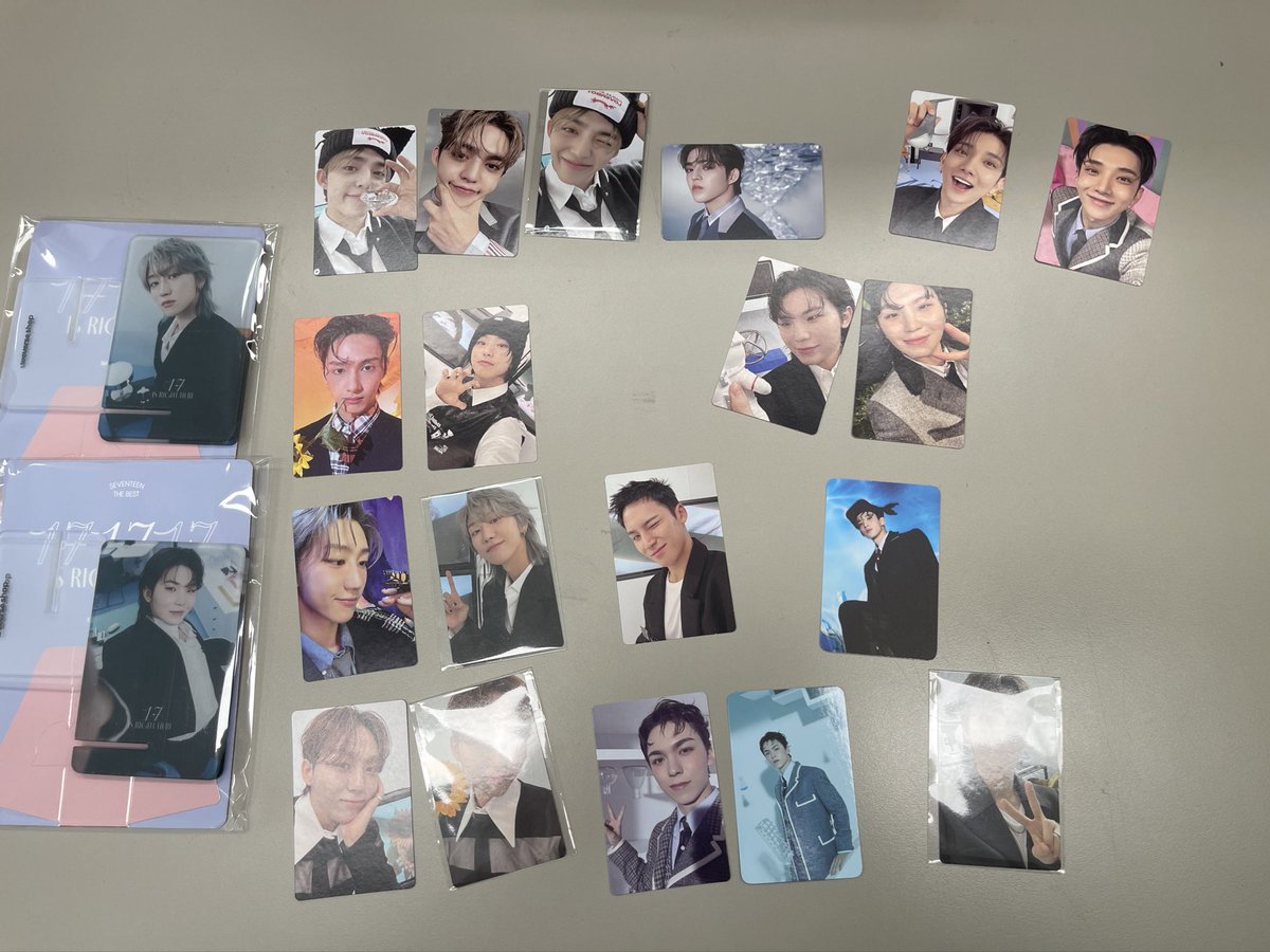 이게 맞는건가....?? 최애 차애 한장도 없....😭😭😭