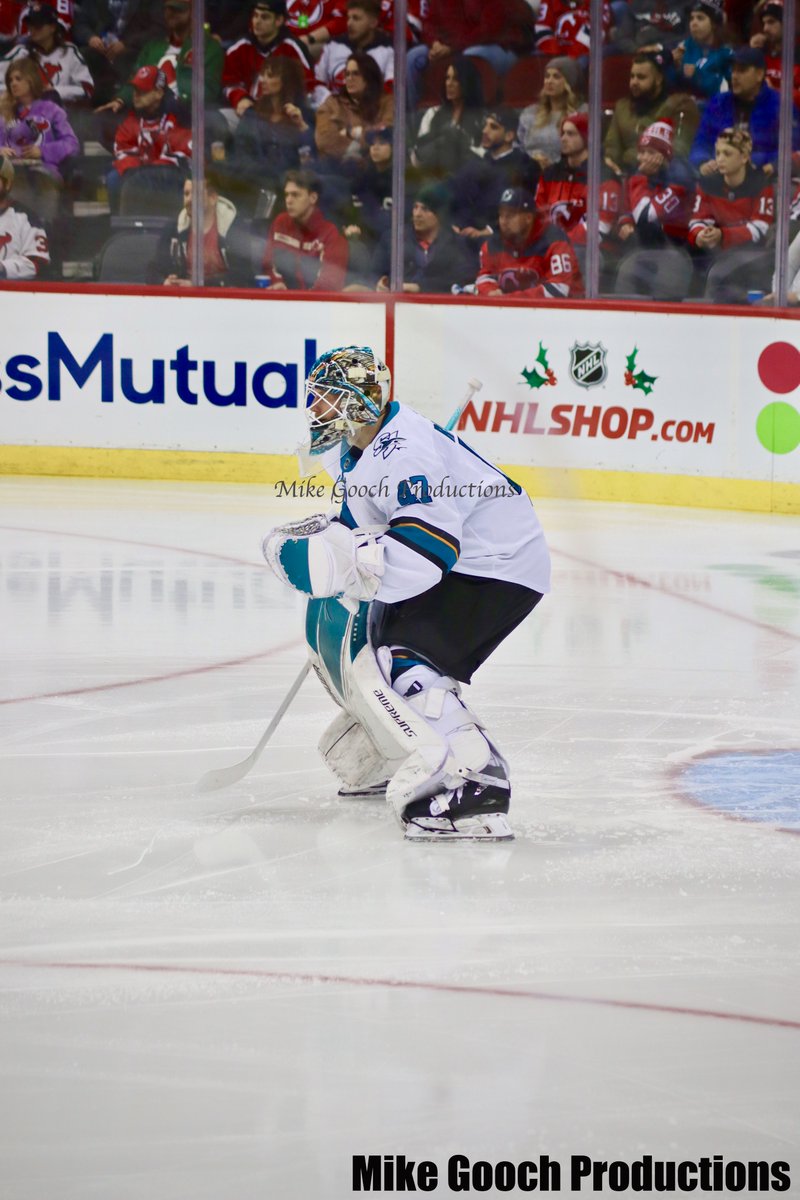 In The Net by #MikeGoochProductions 

#photography #photo #nycphotographer #FollowThisPhotoGuy #PhotographyIsArt #streetphotography #streetphotographer #hockey #NHL #HockeyTwitter #NewJersey #ESPN

@SanJoseSharks #SanJose #sharks #NHLPlayoffs #StanleyCupPlayoffs