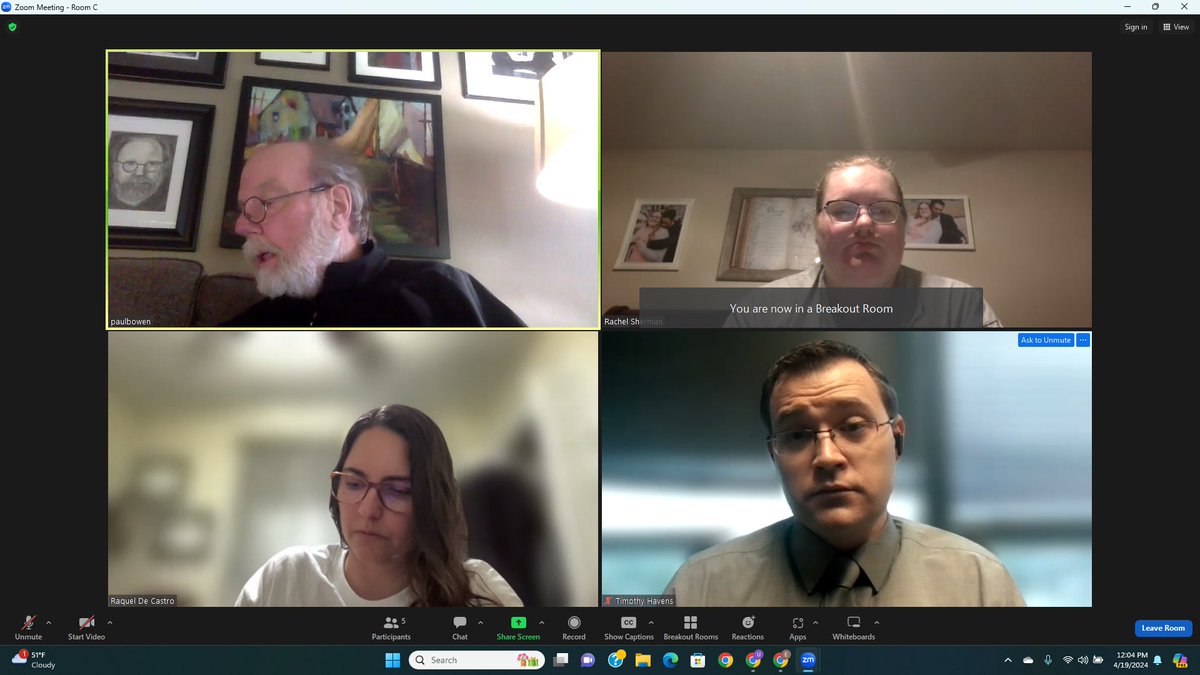 Happy Wednesday! 
Shoutout to the amazing volunteer attorneys &amp; law students who helped 12 Arkansans in need during our last FLA clinic. 
AR FLA is continuously looking for volunteer attorneys to join. 
Attorneys can earn up to 1 hr of CLE credit for every 3 hrs of pro bono work.