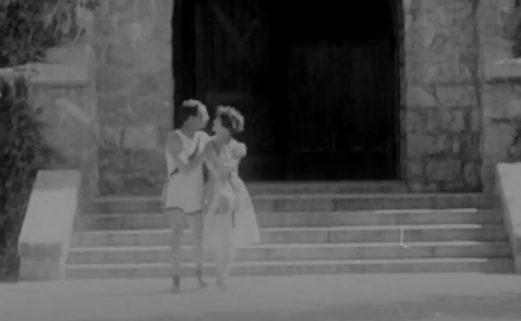 @BusterKeatonSoc #BusterKeaton Marries another one... (College, 1927)