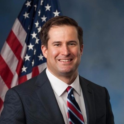 Congrats to the 2024 Iron Mike Award Recipient: The Honorable Seth Moulton, a husband, and a veteran who represents a new generation of Democratic leaders in Washington. Read more: bit.ly/3viISyk

#ModernDayMarine #MDM24 #AnyClimeAnyPlace #FromSeaToSpace