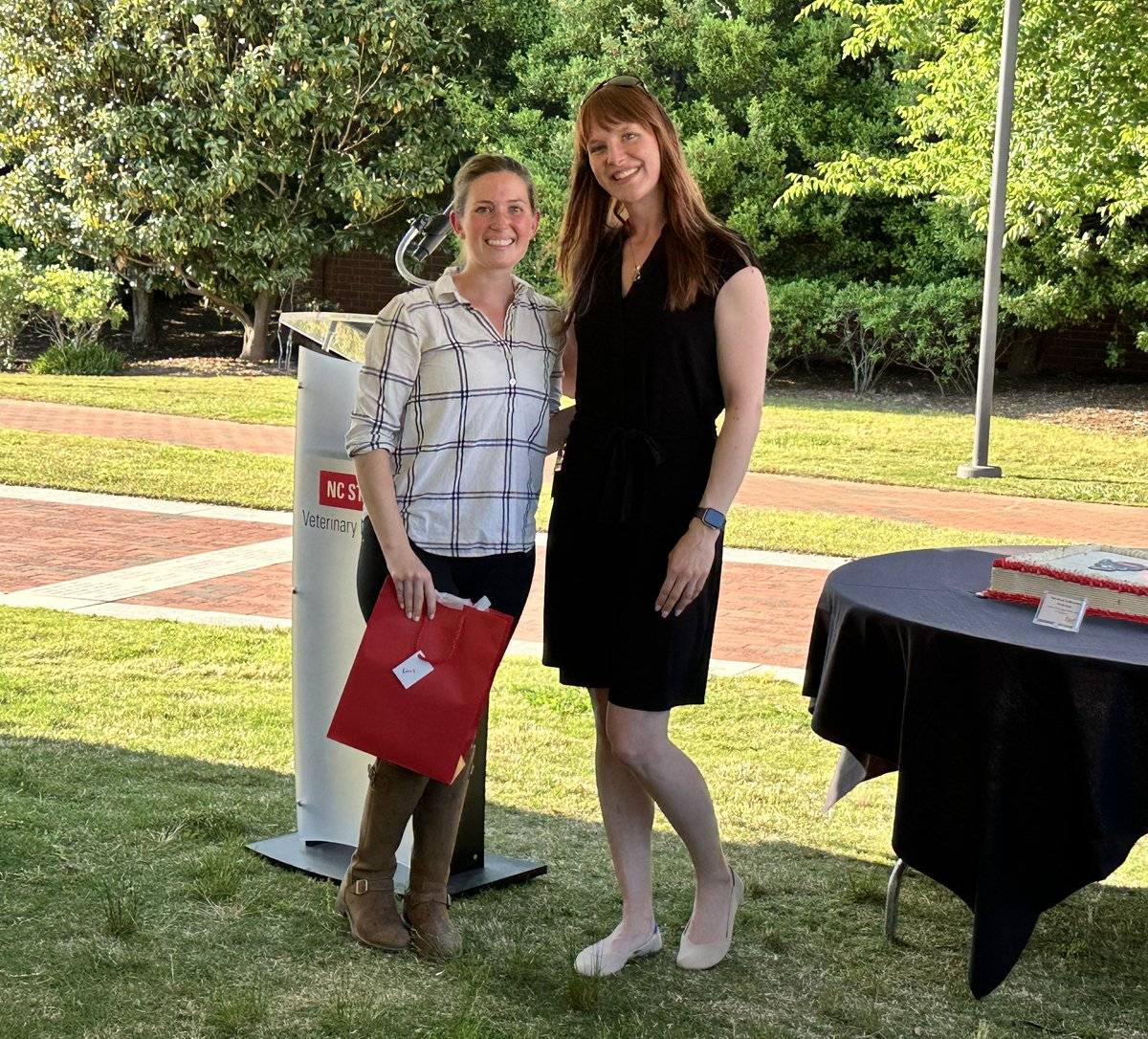 CVMResearch's tweet photo. Tonight we celebrate the Comparative Biomedical Sciences Program Class of 2024! We’re proud of what they've accomplished in their years @NCStateVetMed &amp; excited to see them solve today’s most pressing health challenges via #lifechangingresearch. Congratulations, graduates! 🐺🎓🎉 https://t.co/veUcsjzgv3