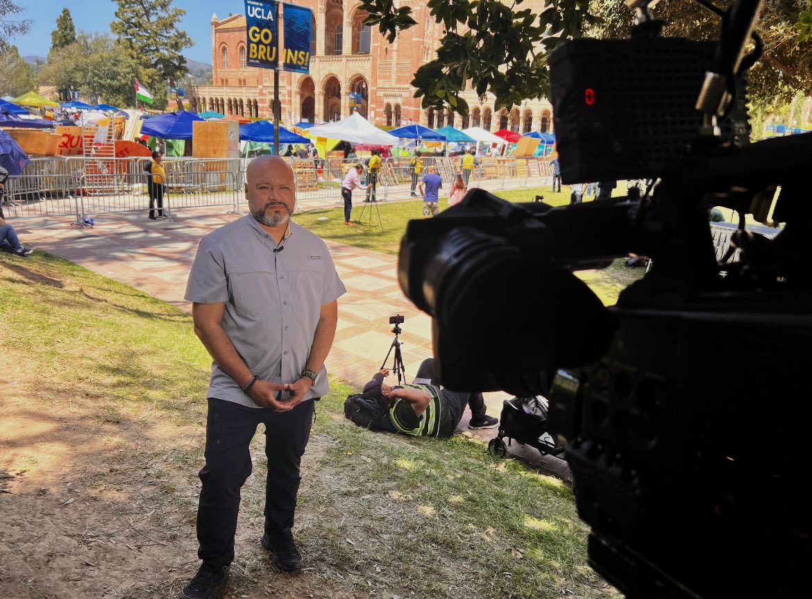 Mi trabajo es una bendición, por eso lo hago con pasión… sirviendo a nuestra comunidad. 
¡FELIZ DÍA INTERNACIONAL DEL TRABAJO!
#Balbination #InmigranteComoTu