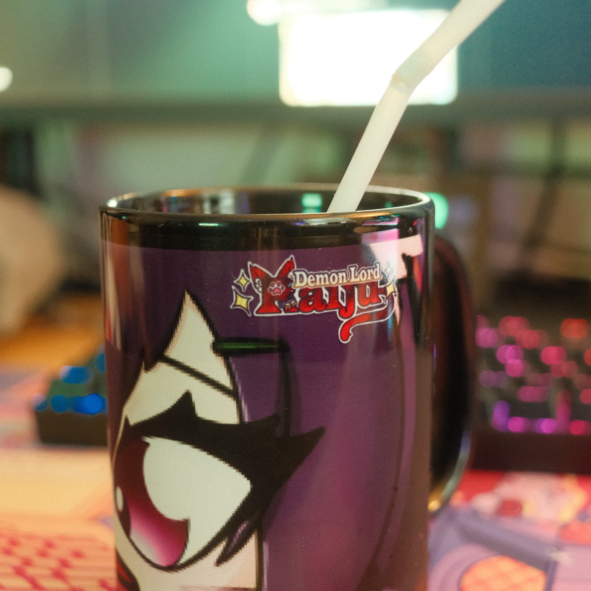 Shoutout to @demonlordraiju for sending me this cute mug!! I've been using it for my cold brew and it's perfect. 💜
