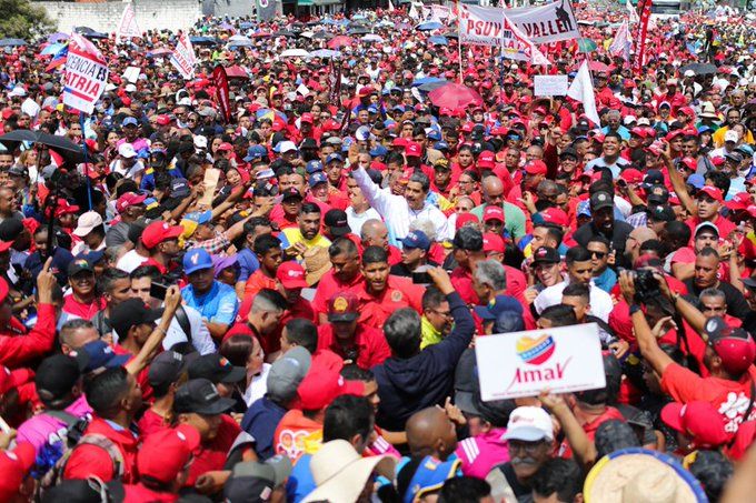 El mandatario venezolano @NicolasMaduro se sumó a la movilización junto al Primer Vicepresidente del @PartidoPSUV, @dcabellor #PRELEMI #preletti #sergetti fusernews.com/presidente-mad…