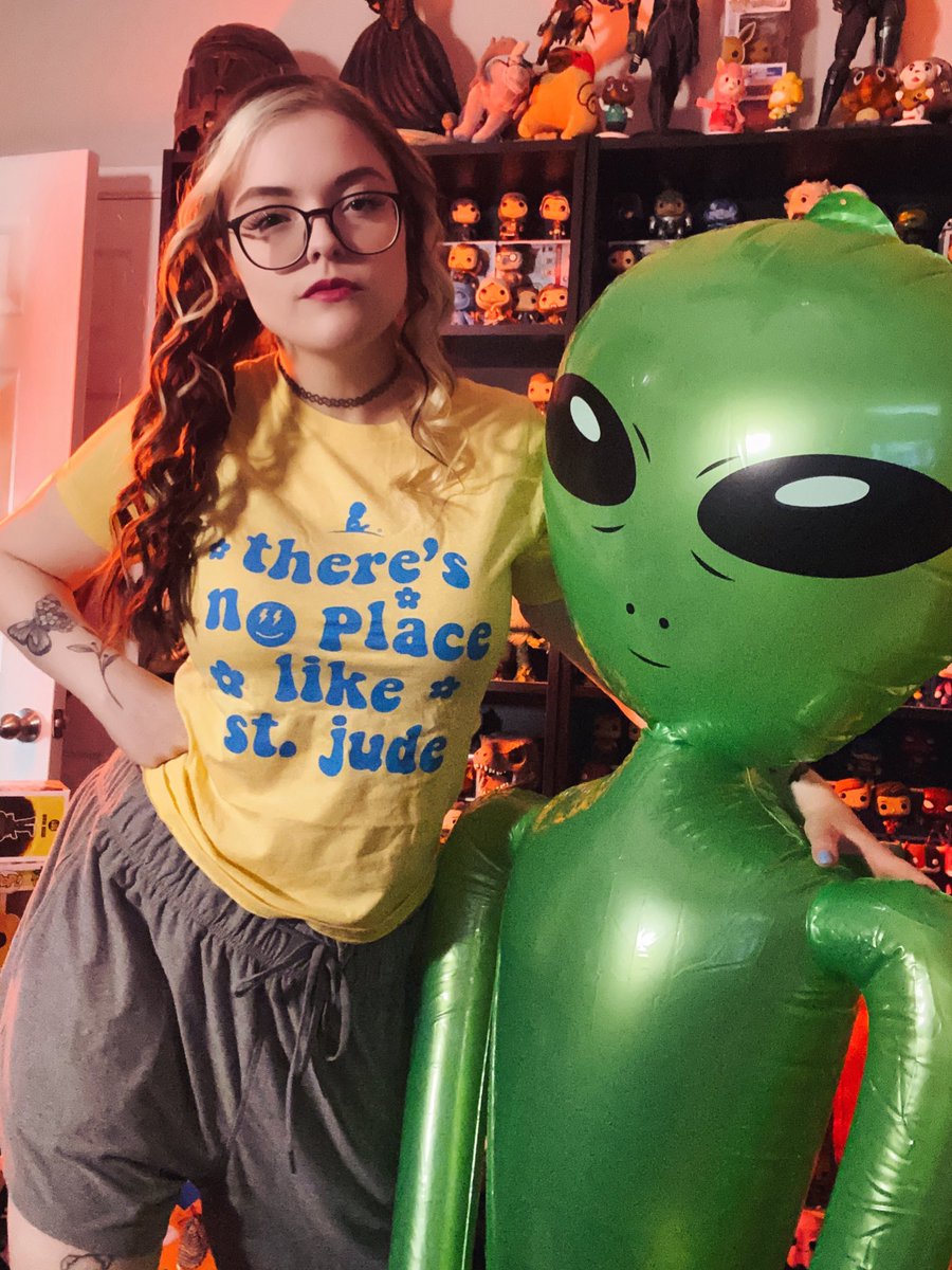 We humbly request that you open your wallets for @StJudePLAYLIVE. 💚👽 Day 1 of fundraising month for this amazing cause begins now!! For $5, I’ll write your name on him - we’ve got lots of other silly dono rewards, too! twitch.tv/MegKaylee