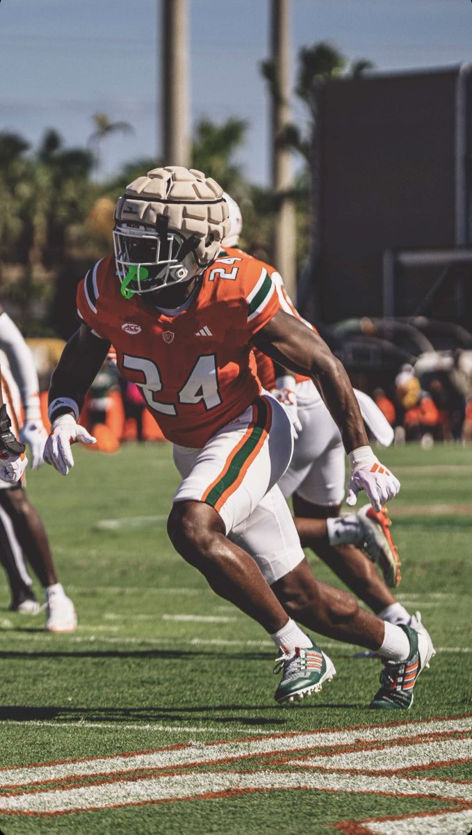 ✞ AGTG After a Great Conversation with  <a href="/mgoode20/">Mac Goode</a>  i am Blessed to Receive an Offer From The University of miami🙌🏾 <a href="/BHoward_11/">Brandon Howard</a> @MohrRecruiting <a href="/ChadSimmons_/">ChadSimmons</a> <a href="/Andrew_Ivins/">Andrew Ivins</a>  <a href="/JohnGarcia_Jr/">John Garcia, Jr.</a> <a href="/COACH217ROLAND/">Travis Roland</a> <a href="/CoachSquatty/">Coach Bell</a>