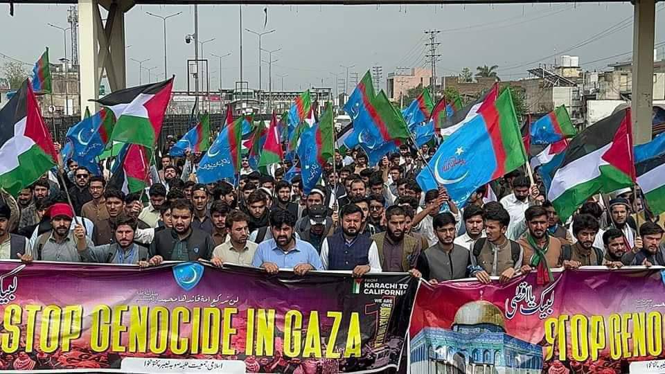 Thousands of Pakistani students participate in the global student movement supporting Gaza.