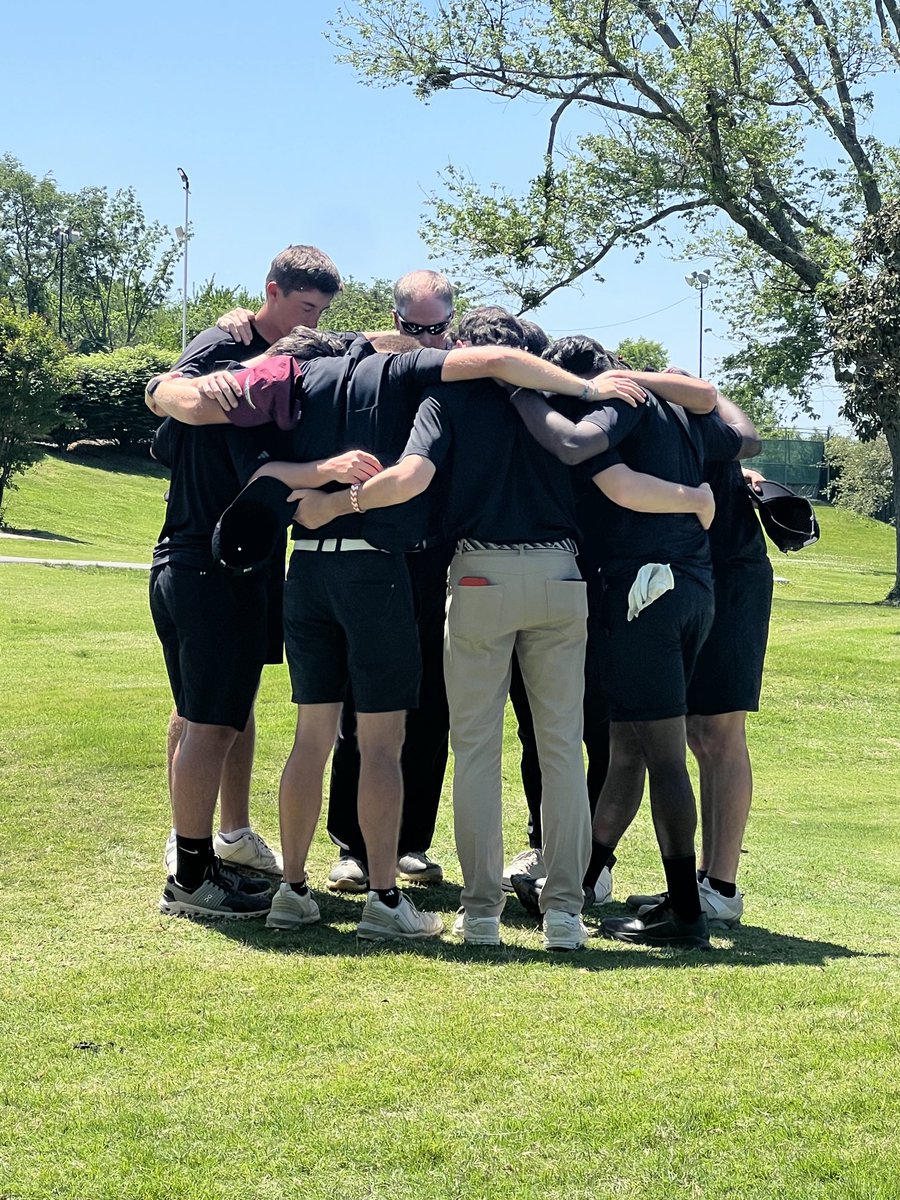 Campbellsville univ Men’s golf runner up in Mid South Tournament today. So proud of the way they fought, making up 6 shots over the last 5 holes . This is a special group of young men! Now we wait to see if we get a bid to NAIA Nationals!#TigerUp