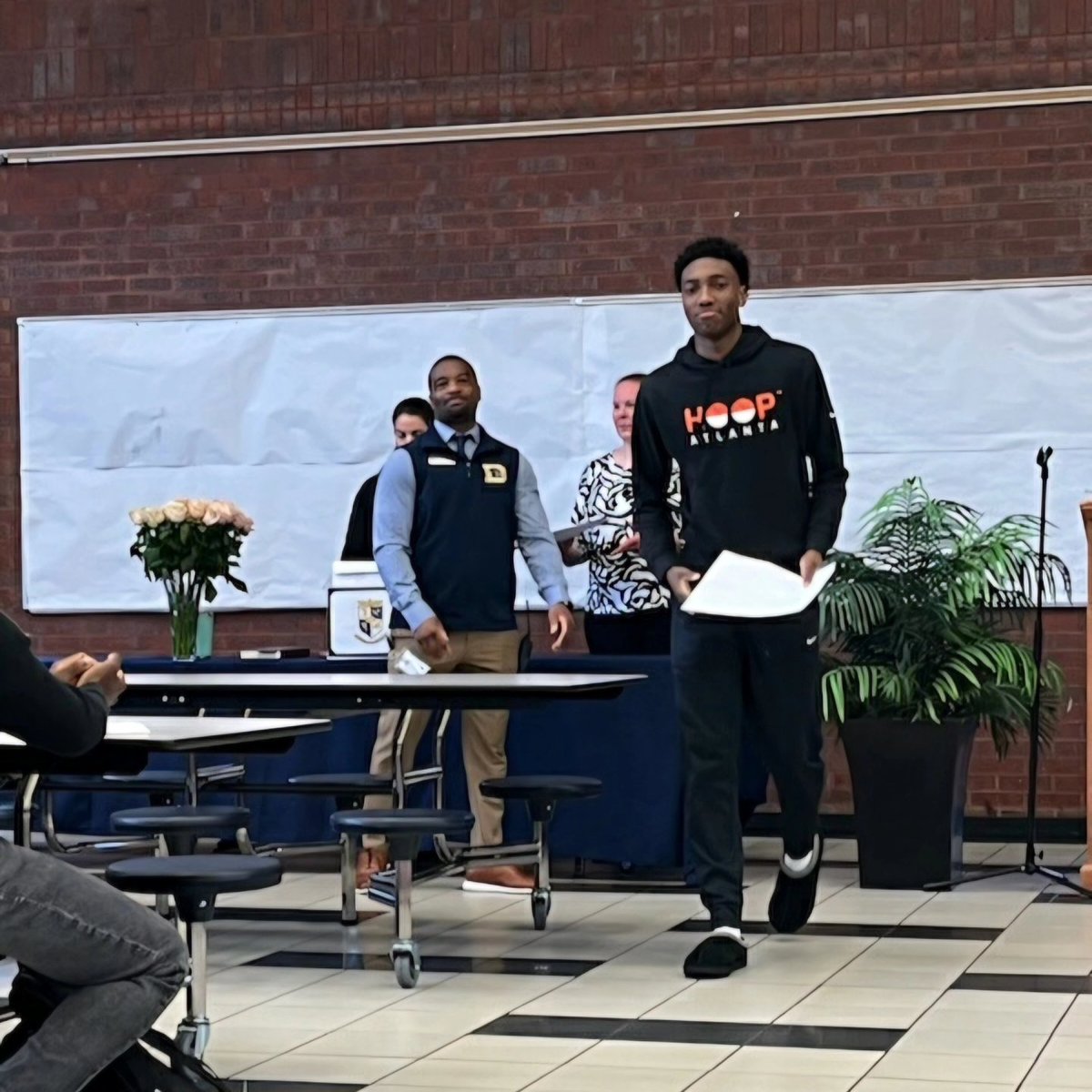 Congratulations @Anderson_SZN on receiving AP Scholar Award at the Dacula High School Underclassmen Awards Breakfast. This Award is for earning 3 or higher on 3 or more AP Exams, which are college credit level courses. Rockin ,@hoopatlanta_ gear too