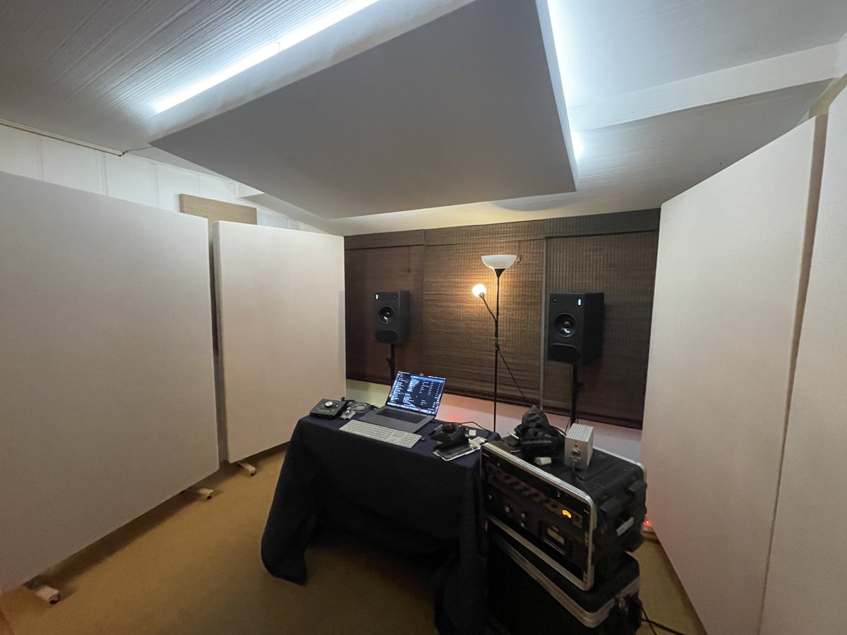 Mixing & Recording Studio with 6 of our 4” Fabric Upgrade Option Dulce Angora Custom 4’ x 6’ Ultacoustic All Broadband Bass Traps Including 5 as Rolling Gobos #basstraps #acousticpanels #basstrap #soundpanels #studio #homerecordingstudio #recordings #homestudio