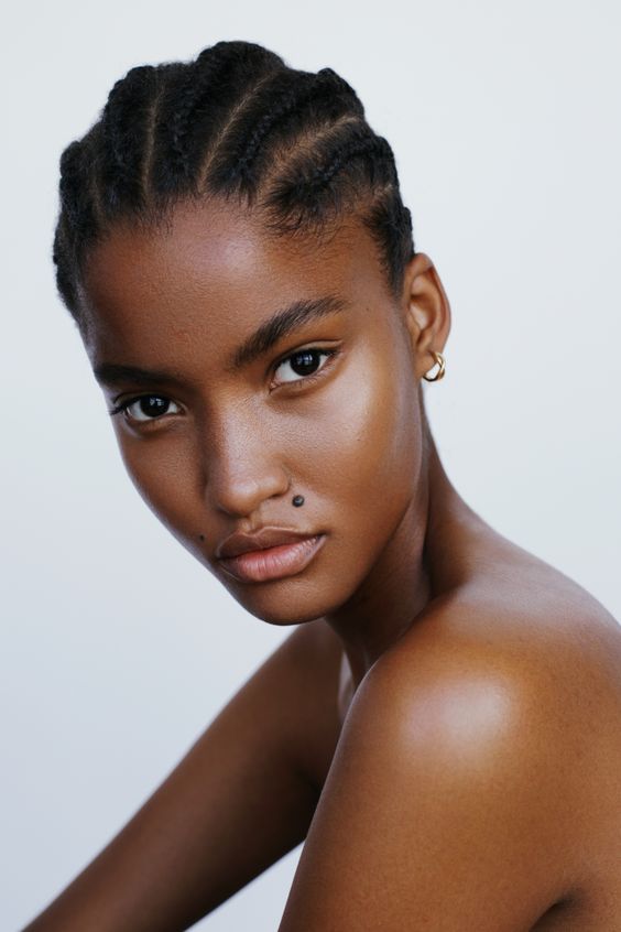 Skin fasting doesn’t mean abandoning skincare altogether. It’s about hitting the pause button on serums, toners, and exfoliants and sticking to a pared-down routine with only the essentials!

Here's how to begin: l8r.it/nzvH

Image Credit: Pinterest.