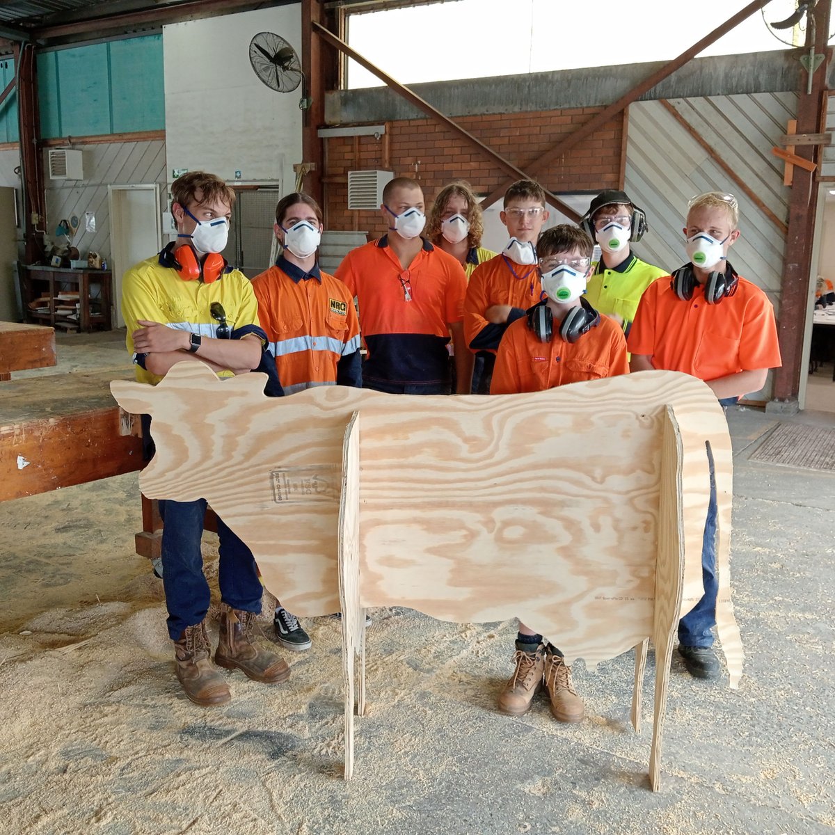 A group of Rockhampton school students have gained valuable skills at CQUniversity TAFE, by mustering a herd of cows - of the wooden variety - in the lead-up to Beef Week 2024. ow.ly/Mu2150RrvrQ