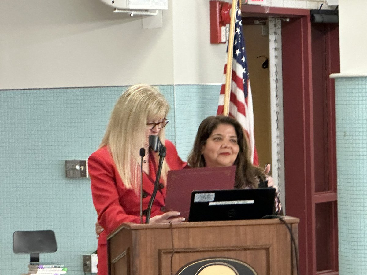 Congratulations to these two amazing leaders on earning their tenure this evening! We are so proud of both of you and your many accomplishments and dedication to our @OssiningSchools school community! @ParkPrinc @jmgiangrande @Mary_FoxAlter @KimberlyMauri10 @JessicaTurnerNY