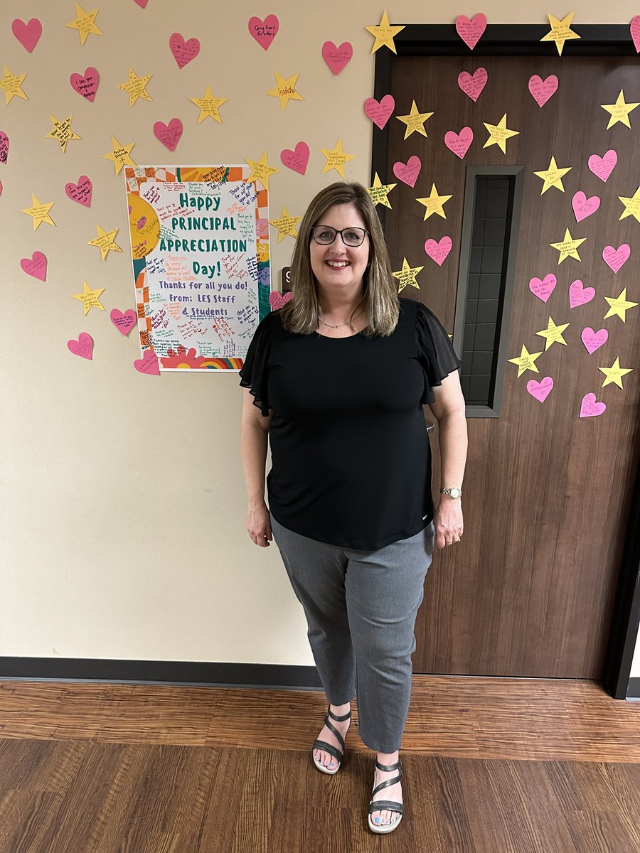 It’s National School Principals’ Day! And our principal, Mrs. Porter, SHINES BRIGHT and has a BIG HEART!! @TomballISD @deannajporter @BethReads2Learn @mrscchaput