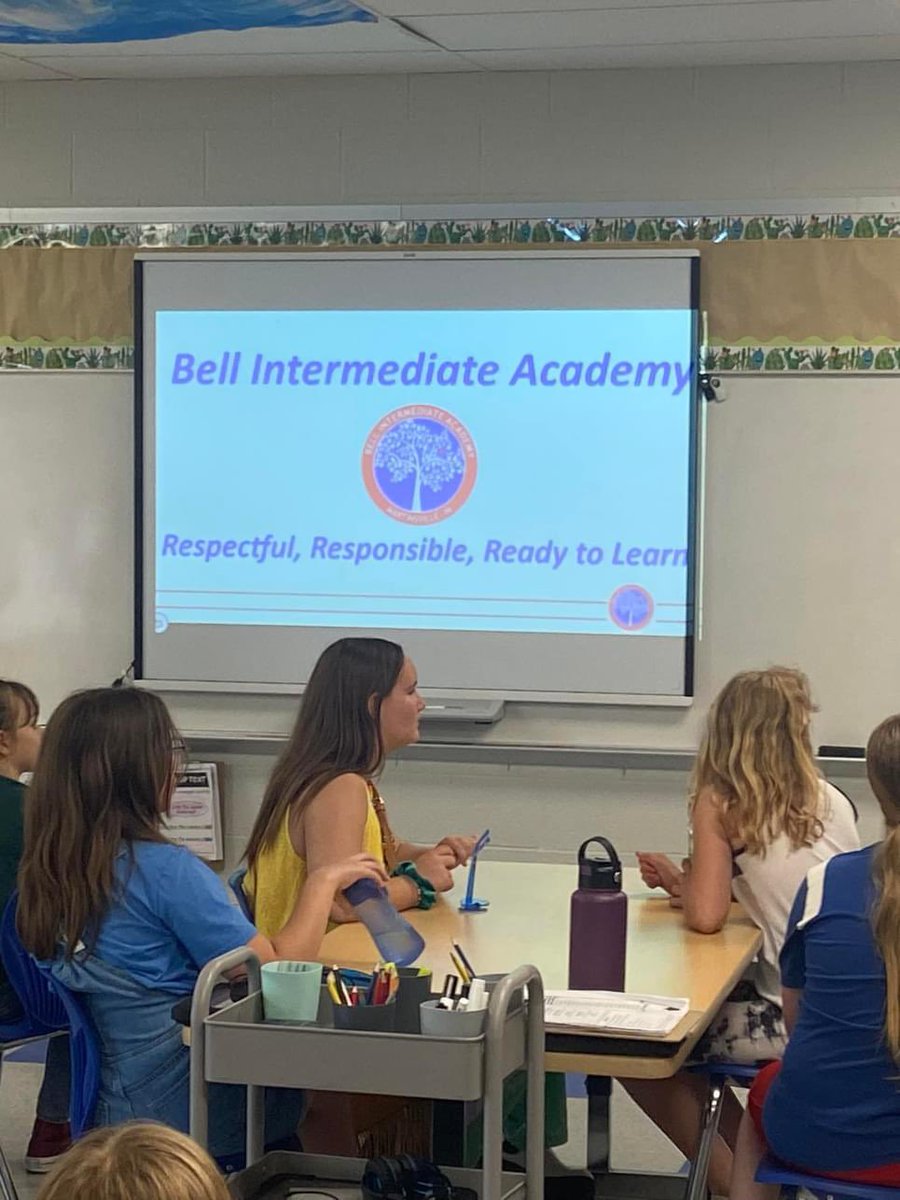 Thank you to Ms. Lawson and Mrs. Hammans for sharing important information to our fourth graders about Bell Intermediate Academy! @MSDMartinsville @AllThingsBell @ericbowlen @ArtesiansUnited