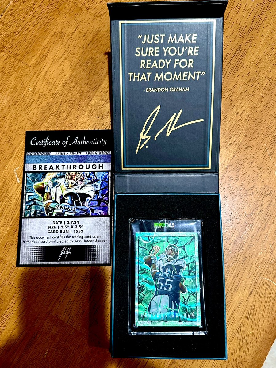 BiG shoutout to @Spector_Art for this sick Emerald Galaxy Immortals Trading Card of @Eagles LEGEND, Mr. @brandongraham55!! Keep killin’ it with your talent, Jordan! #GoBirds #SupportLocalArt