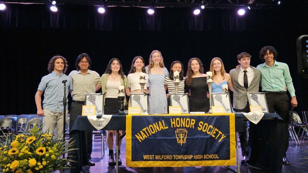 Another shining moment for our program! Congratulations to our current and newly inducted National Honor Society members!
#NoeXCuses #hardworkpaysoff
@WMAthleticDept