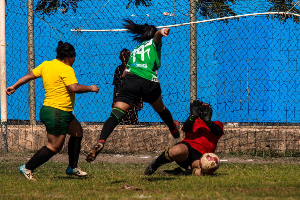 Rayosmxfem's tweet photo. 📸 | Las 4️⃣ de nuestro enfrentamiento vs Izamal.
#DALERAYOS https://t.co/KdoBF62if5