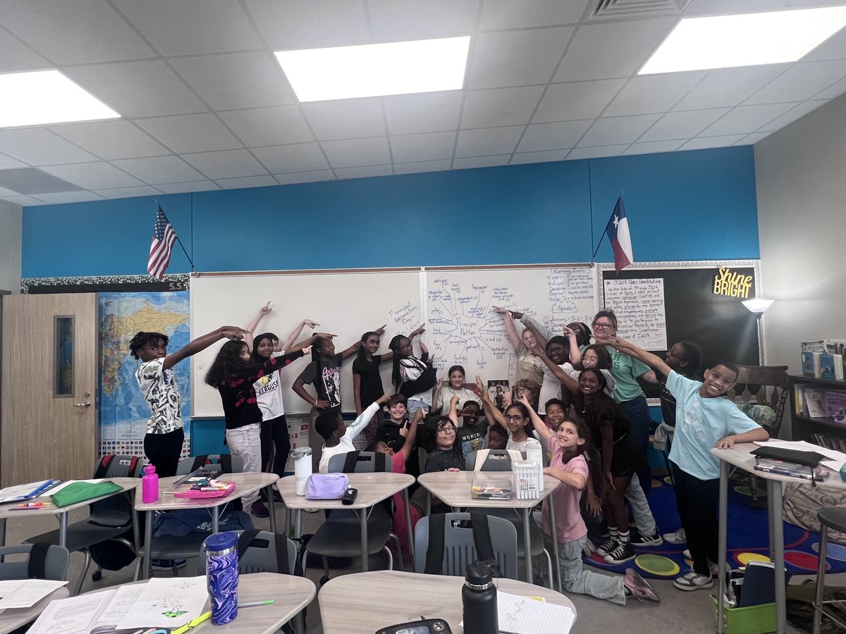 Carla (@principalcarla) on Twitter photo There’s no better feeling than walking into a classroom knowing learning is taking place!! Couple that with seeing your name in the middle of a graphic organizer and being given hand written notes from students, BEST.EVER!! 😍🌟<a href="/FifthwithFuller/">FifthwithFuller</a> There’s no better feeling than walking into a classroom knowing learning is taking place!! Couple that with seeing your name in the middle of a graphic organizer and being given hand written notes from students, BEST.EVER!! 😍🌟<a href="/FifthwithFuller/">FifthwithFuller</a>