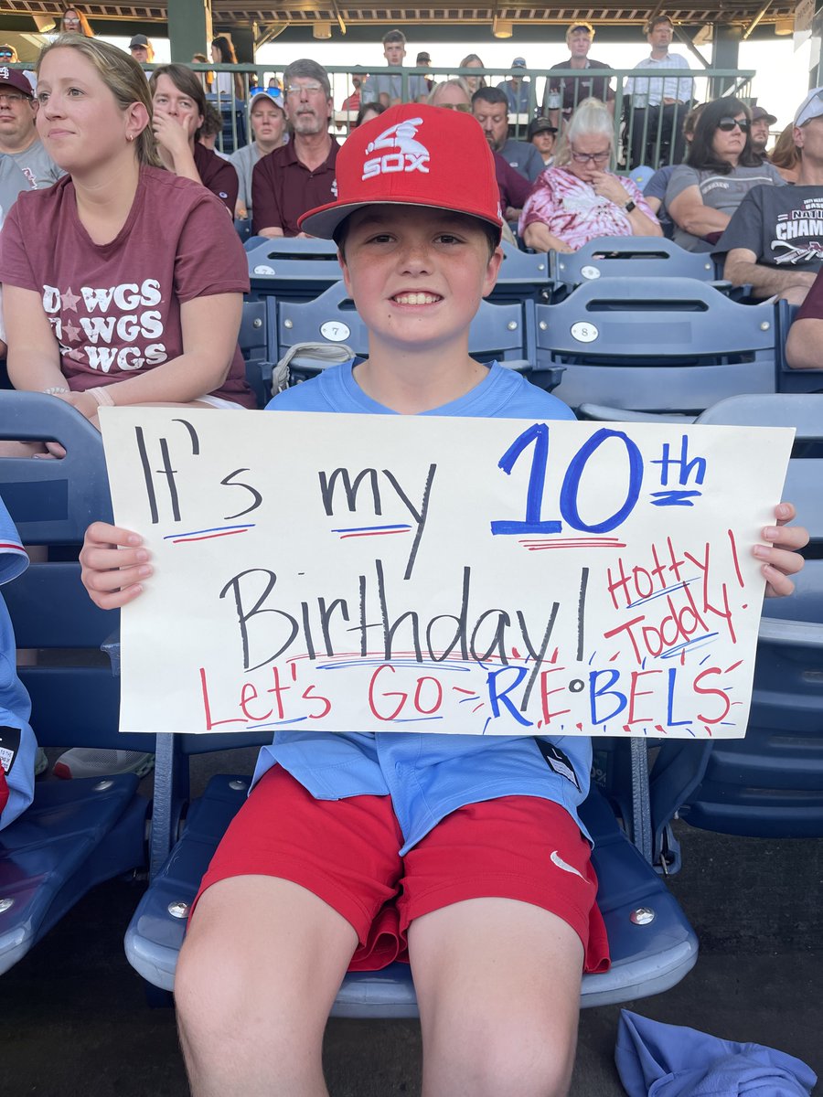 🎉Happy birthday🎉to this cute Rebel fan!! Luke Alexander drove in from Hattiesburg, MS to support the Rebels and celebrate his 10th birthday !! 🥳 🎂⚾️ Let’s go Rebs!! ❤️🩵❤️🩵❤️🩵