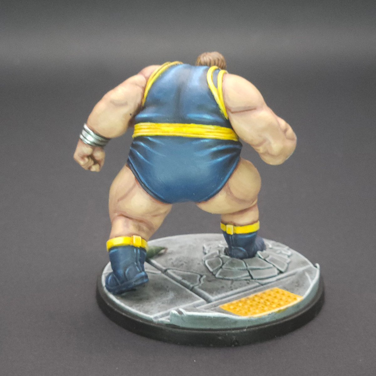 Fred Dukes, aka The Blob from Marvel Crisis Protocol by @atomicmassgames 

#paintingprotocol #paintingminiatures #marvelcrisisprotocol