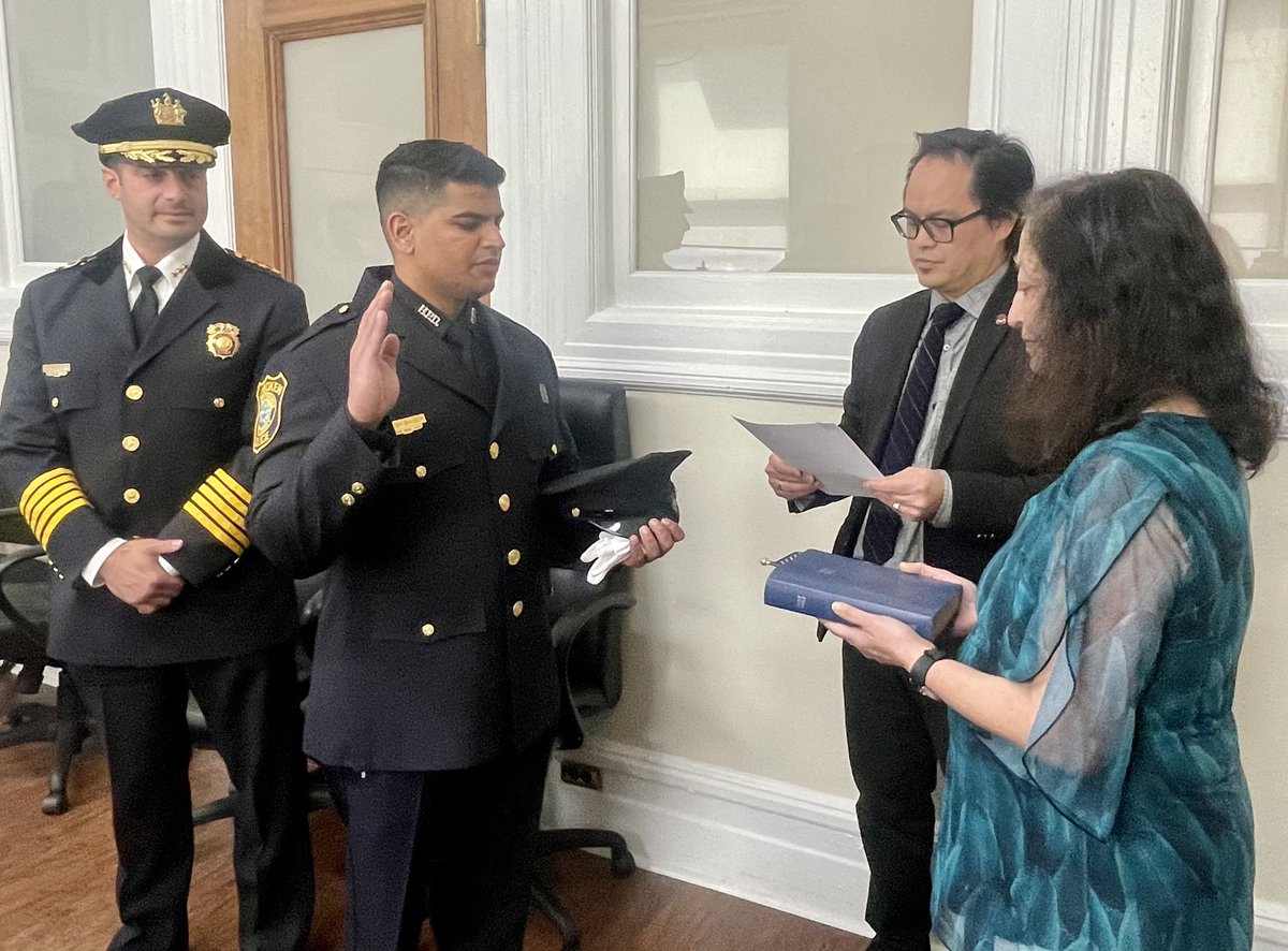 Had the privilege of attending the swearing in of two of Hoboken’s newest police officers at City Hall, John Rodriguez Jr., and Anish Bhisey. I know they are ready to protect and serve our residents after having graduated from their respective police academies. Congratulations!