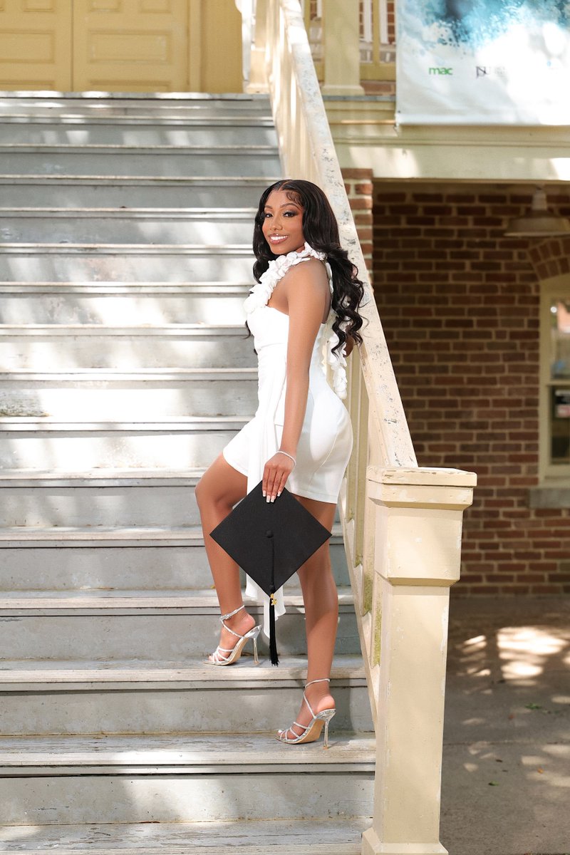 #JSUGrad24 #PeopleofJSU: 'I am beyond grateful for my HBCU experience and the impact that JSU has had on my life. I am blessed to be embarking on the next chapter debt-free and with a job secured in my field of study.'

🎓 Britney Taplin
📸 vintag3god