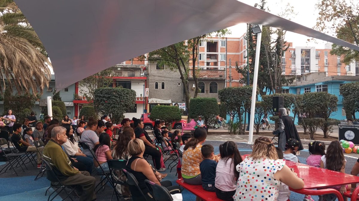 Iniciamos programa cultural de actividades celebrando el Día del Niño en el Parque Mecates de San Martin Xochinahuac. Seguimos festejando a los peques del hogar.