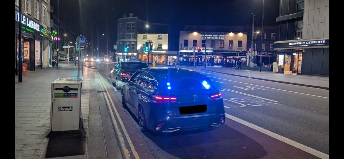 PC’s Dollery & Boyden stopped this vehicle in Slough this evening as it was of interest to @SurreyPolice 👮‍♂️ Vehicle searched under the Misuse Drugs Act & driver dealt with for driving otherwise than in accordance with a licence, no insurance & possession of cannabis ⛔️