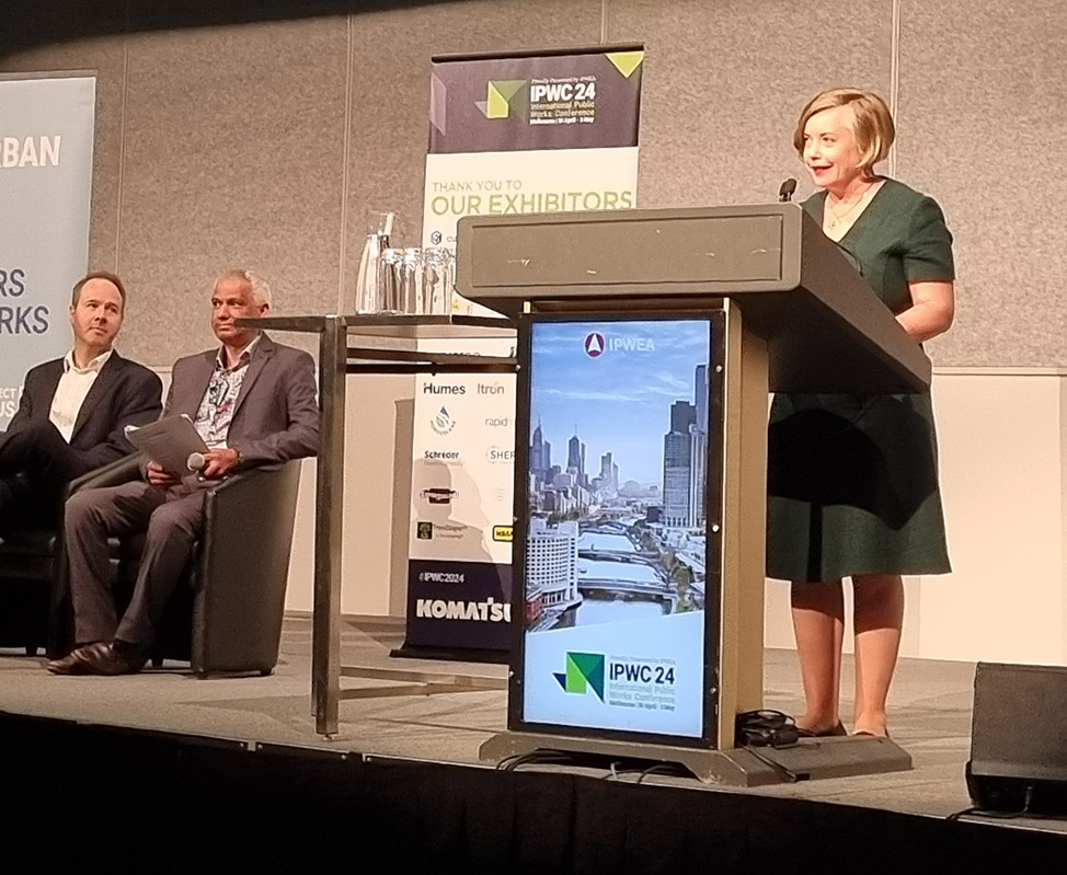 Our President @ClrLindaScott spoke about the importance of community assets at @IPWEAOfficial's 2024 International Public Works Conference in Melbourne today. She highlighted the critical role infrastructure plays in building more resilient and connected #communities. #IPWC2024