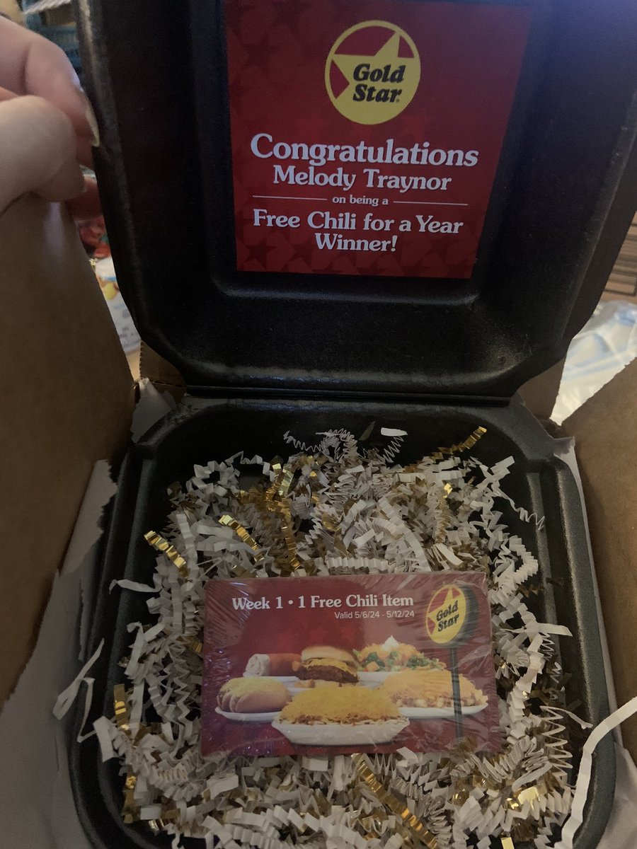 MelodyTraynor's tweet image. So exciting! Thanks 😍 @goldstarchili #GoldStarChiliVIP #CincinnatiChiliWeek