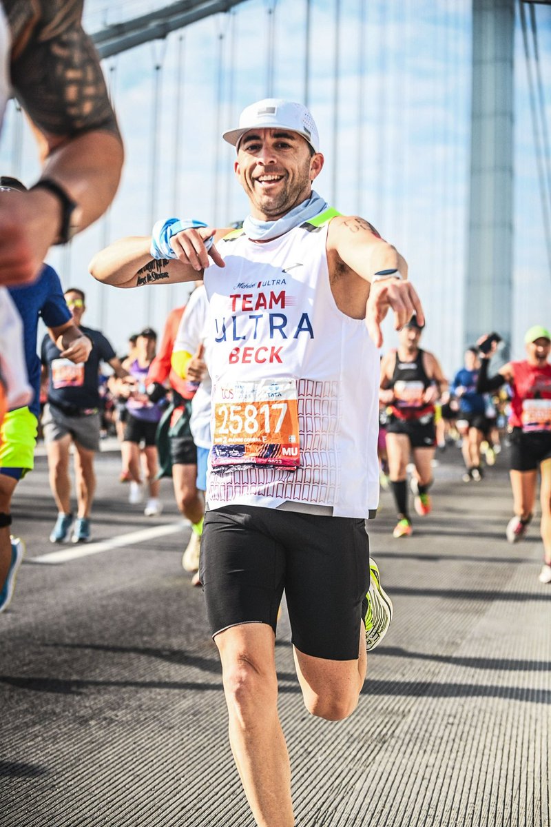 @MichelobULTRA @nycmarathon #teamultra is family and it’s time to get the family back together for another tour of the concrete jungle! Let’s go!! It’s only worth it if you enjoy it. Nothing better to enjoy than a marathon with your besties! #ULTRAMarathonGiveaway # contest