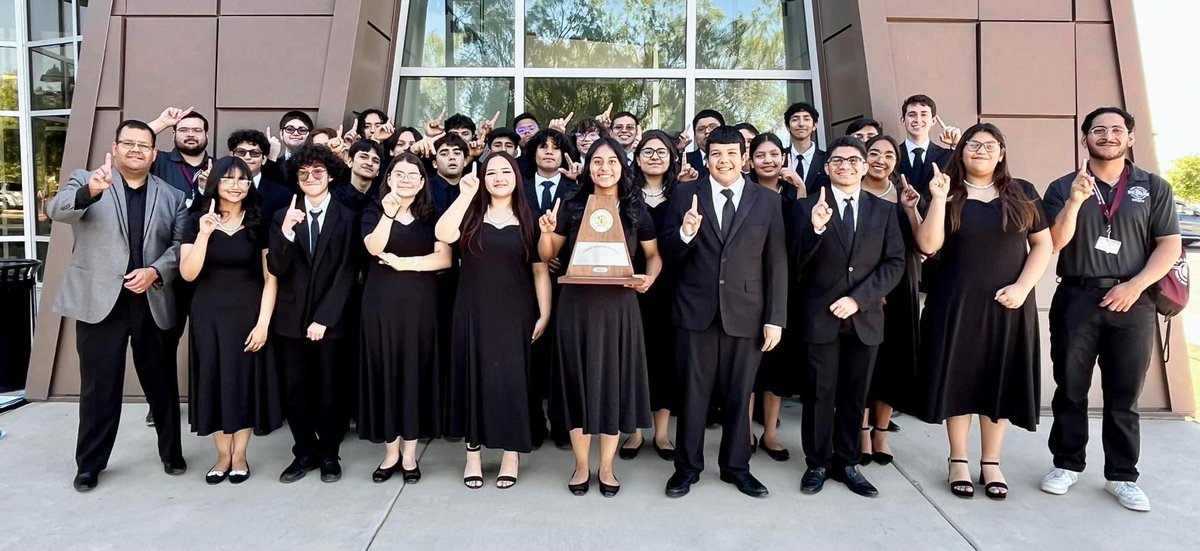 Congratulations to Mr. Colunga, his staff and our @YsletaHS Varsity Band! Superior ratings on stage and sight reading at UIL today. #YsletaMentality #BOWUP