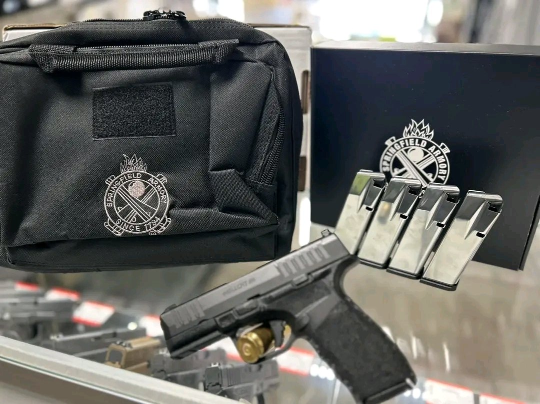 Tacticalfirearms2a 
-------
SPRINGFIELD HELLCAT PRO 9mm, Gear Up Package Range Bag and 5/15 rnd mags, Tritium Night Sights

#springfieldhellcat #springfieldarmory #springfieldarms #9mm #9mmluger #9mmpistol