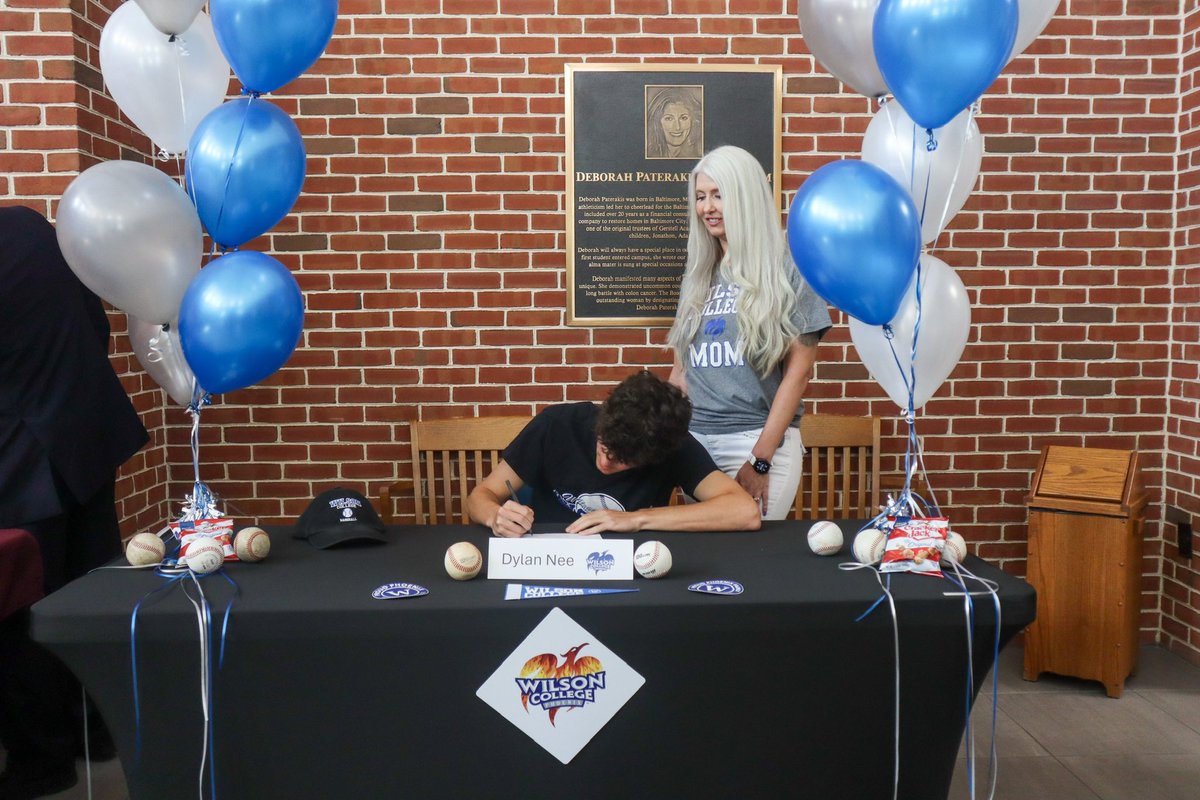 Please join us in congratulating these four seniors on officially signing their college commitments this week. 

Eniyah Stinnette - Auburn University at Montgomery, 🏀
Anahita Jackson - Chestnut Hill College, 🏀
Caleb Franze - Roanoke College, 🏀
Dylan Nee - Wilson College, ⚾️