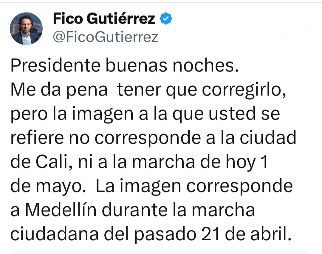 A @petrogustavo no le da vergüenza ser tan patetico? También publicó una foto de una marcha del 2021 como marcha de hoy 🤦🏻‍♀️