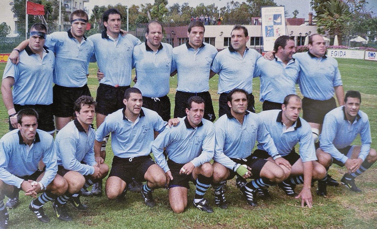 #Rugby | Prohibido olvidar 🏉🇺🇾 25 años atrás Los Teros conseguían su primera clasificación a un mundial (Gales 1999 🏴󠁧󠁢󠁷󠁬󠁳󠁿) en una de las batallas más duras de su linda historia. Casablanca, Marruecos 🇲🇦, vs el local que tenía varios jugadores franceses. Uruguay Nomá 🪺