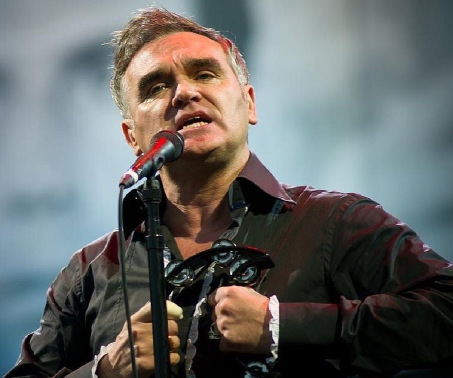 Heartwarming: Robert Smith has reportedly strangled Morrissey to death when asked for comment Robert Smith simply said 'Fuck that bitch he looks like a potato when you leave it too long and it starts flowering'