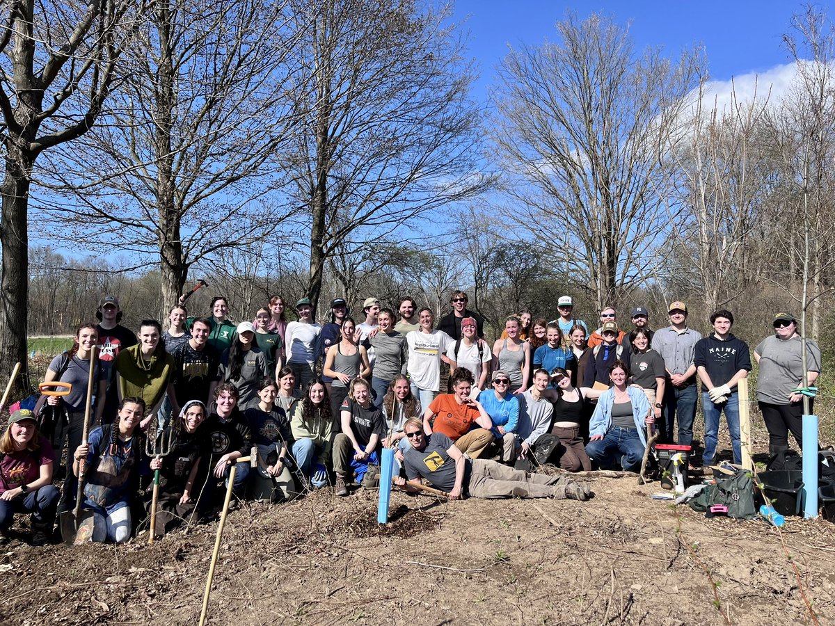 2024 Ecological Restoration (ENSC 4010) service-learning class project completed! One of the most complex we’ve attempted …and one of the most successful. #restoration <a href="/UVM_RSENR/">Rubenstein School</a>