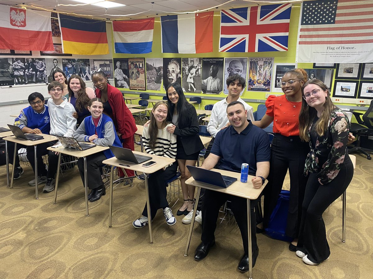 Today CSMUN conducted our Exec Interviews to place members in higher leadership positions. Current graduating Sec-Gen’s; Katie, Moe, Ella, Matt, and Naveen, welcome Secretary Generals for CSMUN XV; Adunola, Sarah, Nimr, Aubrey, Marina, Zion and Sam! Bright future ahead for CSMUN!