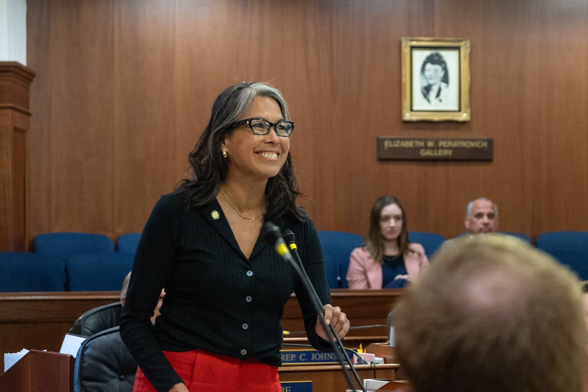 Care for an update on education funding or the importance of an improved retirement for our public safety employees &amp; educators ?
Check out Maxine’s Message:

conta.cc/43ZBVPn