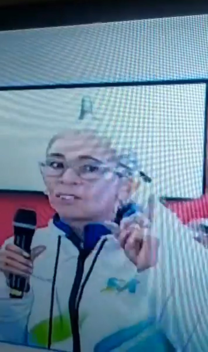 Cuando el universo ya te indica que se acabó es porque se acabó, todo te empieza a salir mal, hasta la plancha se te sale en vivo y directo 🤣🤣🤣🤣🤣