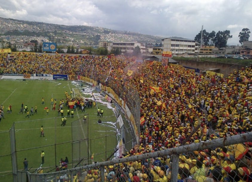 Vamos aquistas 🟥🟨 la invitación está hecha ¡Vamos a llenar el estadio! Si queremos ganar la etapa, debemos llenar la caldera del sur 🏟️ Todos unidos contra todo y todos rumbo a la gloria ! Lleva a tu familia, amigos a TODOS 
Y dale A … 🟥🟨