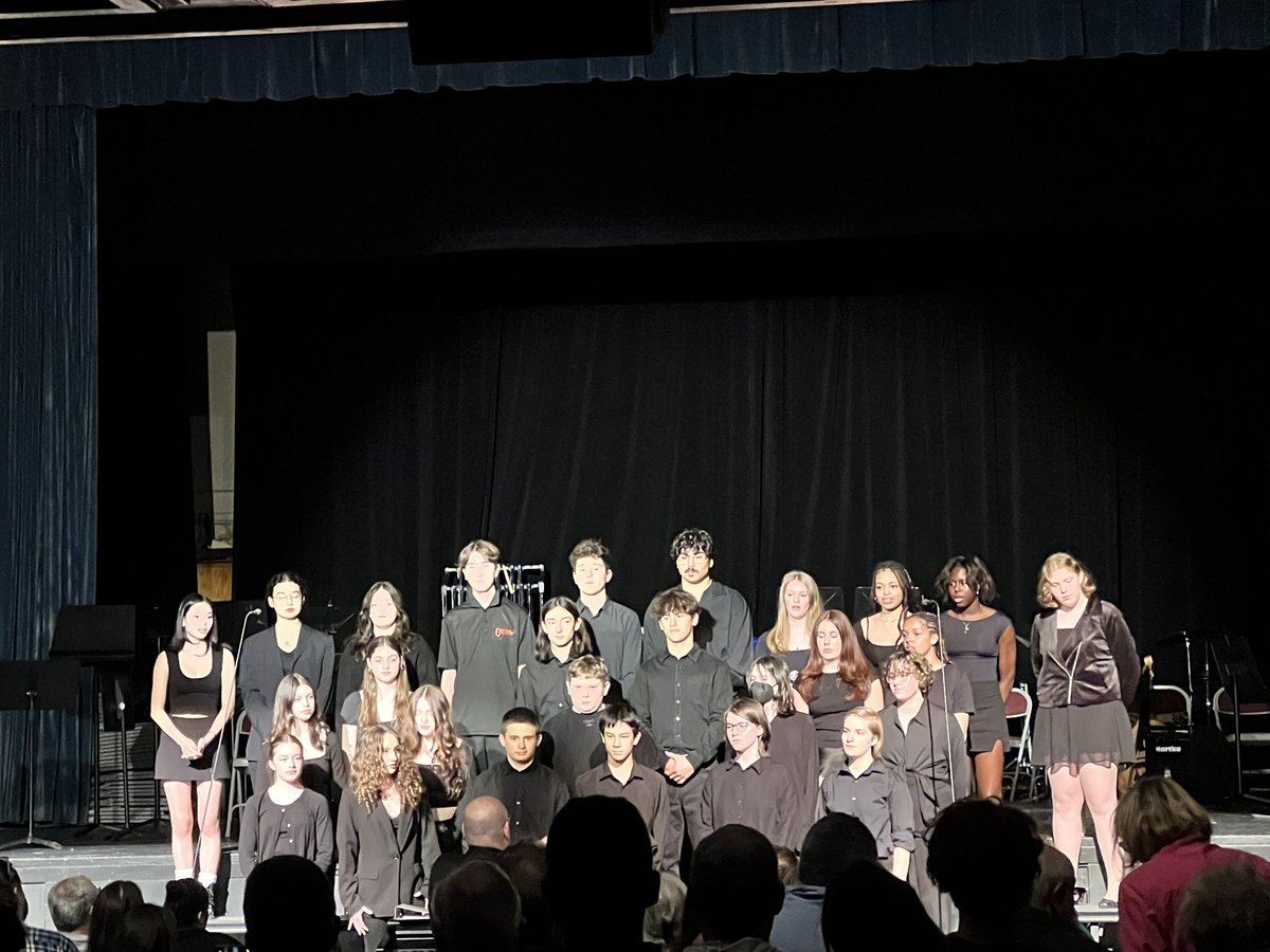 A beautiful night of music at CHHS for our spring concert. Thank you Ms. O’Brien, Ms. Zantay, and Mr. Katzman and congrats to all of our musicians! 🐯🎶🐯🎶