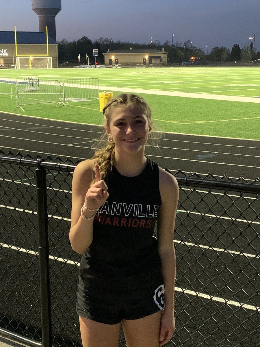 🚨Hendricks County Champ!🚨Congrats to Abby Creviston for winning the high jump tonight!