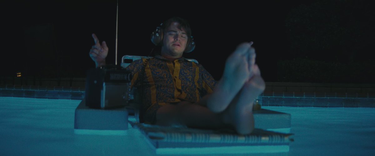 📸 (1787 screencaptures) Leonardo DiCaprio in #OnceUponaTimeinHollywood (2019) - leonardo-dicaprio.net/photos/thumbna… #LeonardoDiCaprio