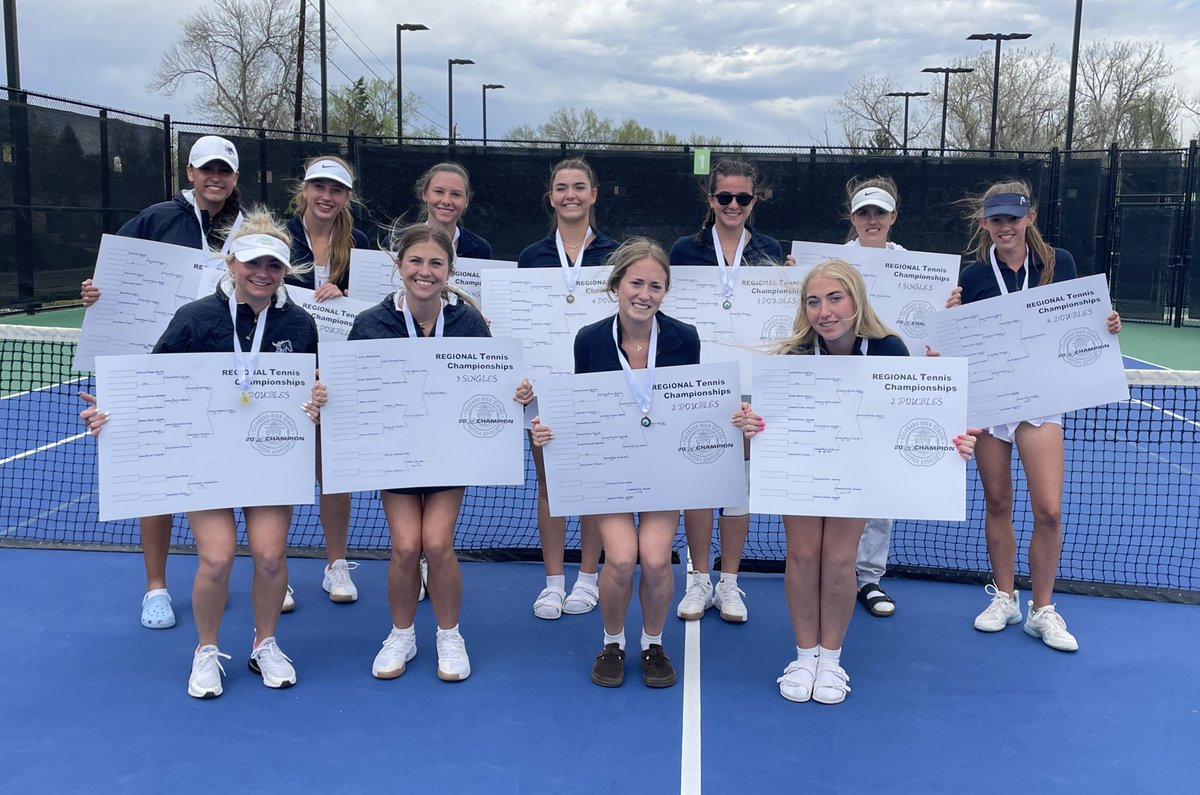 All 11 in! @HS_MUSTANGS Sweep at Regionals today with all lines taking the titles. Next up @RMHSLOBOS Tuesday at 3:30p at the Apex Tennis Center for the chance to play for the team title! @JeffcoAthletics @CoPreps @coloradopreps @RValleyMustangs @CHSAANow